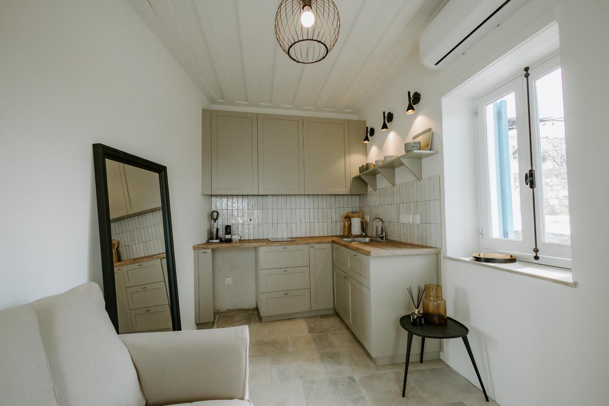 Smaragda'S Guest Rooms 利马索尔 外观 照片