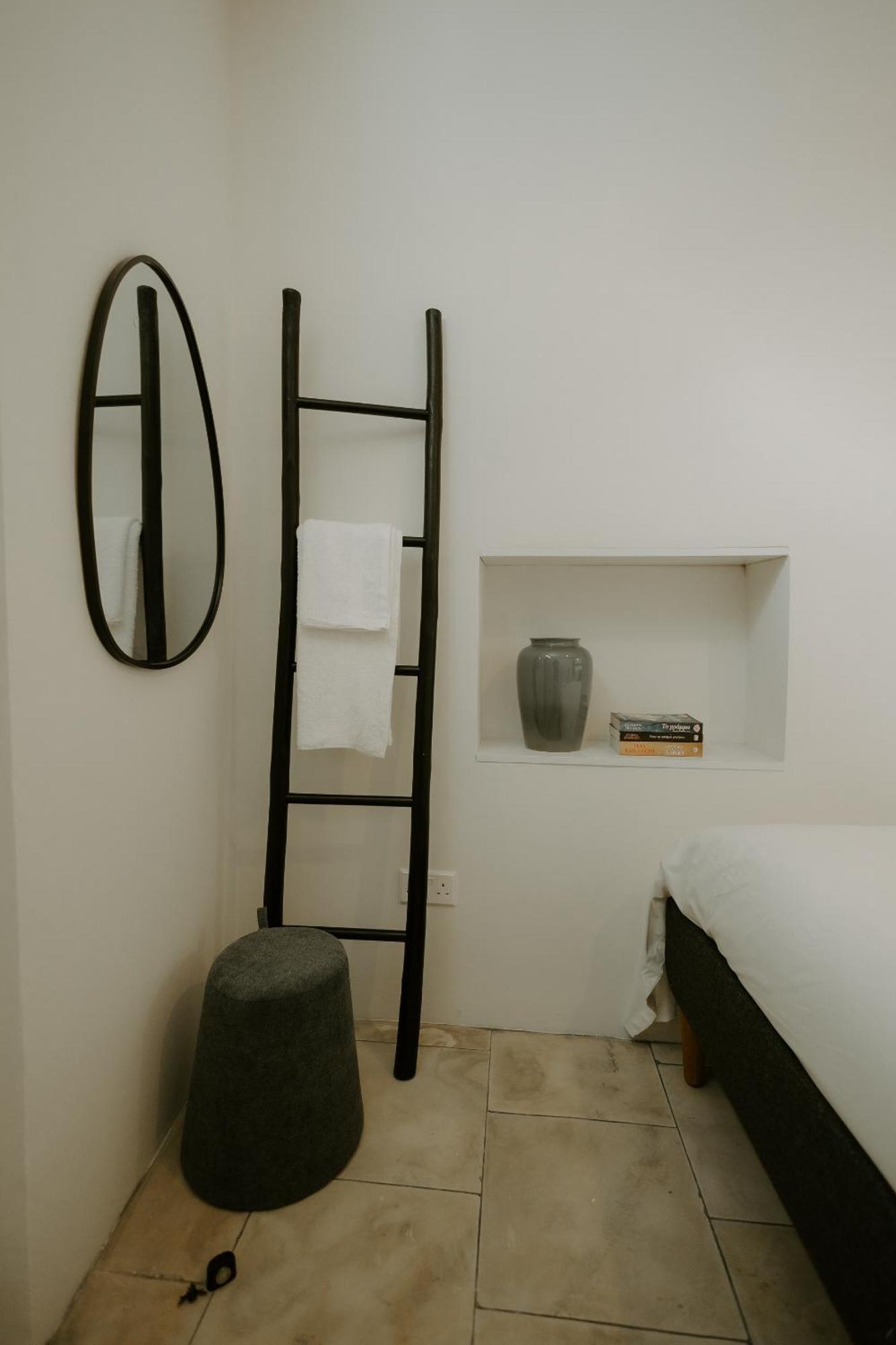 Smaragda'S Guest Rooms 利马索尔 外观 照片