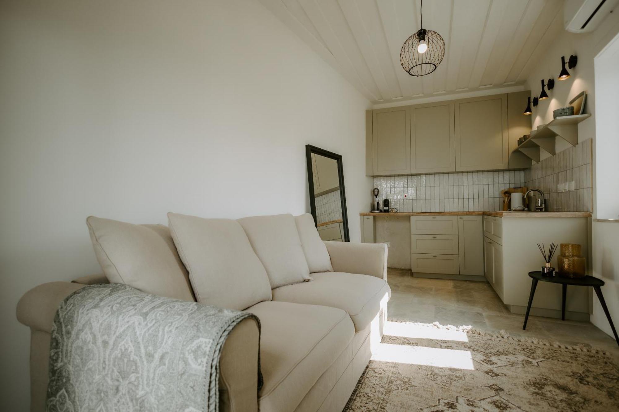 Smaragda'S Guest Rooms 利马索尔 外观 照片