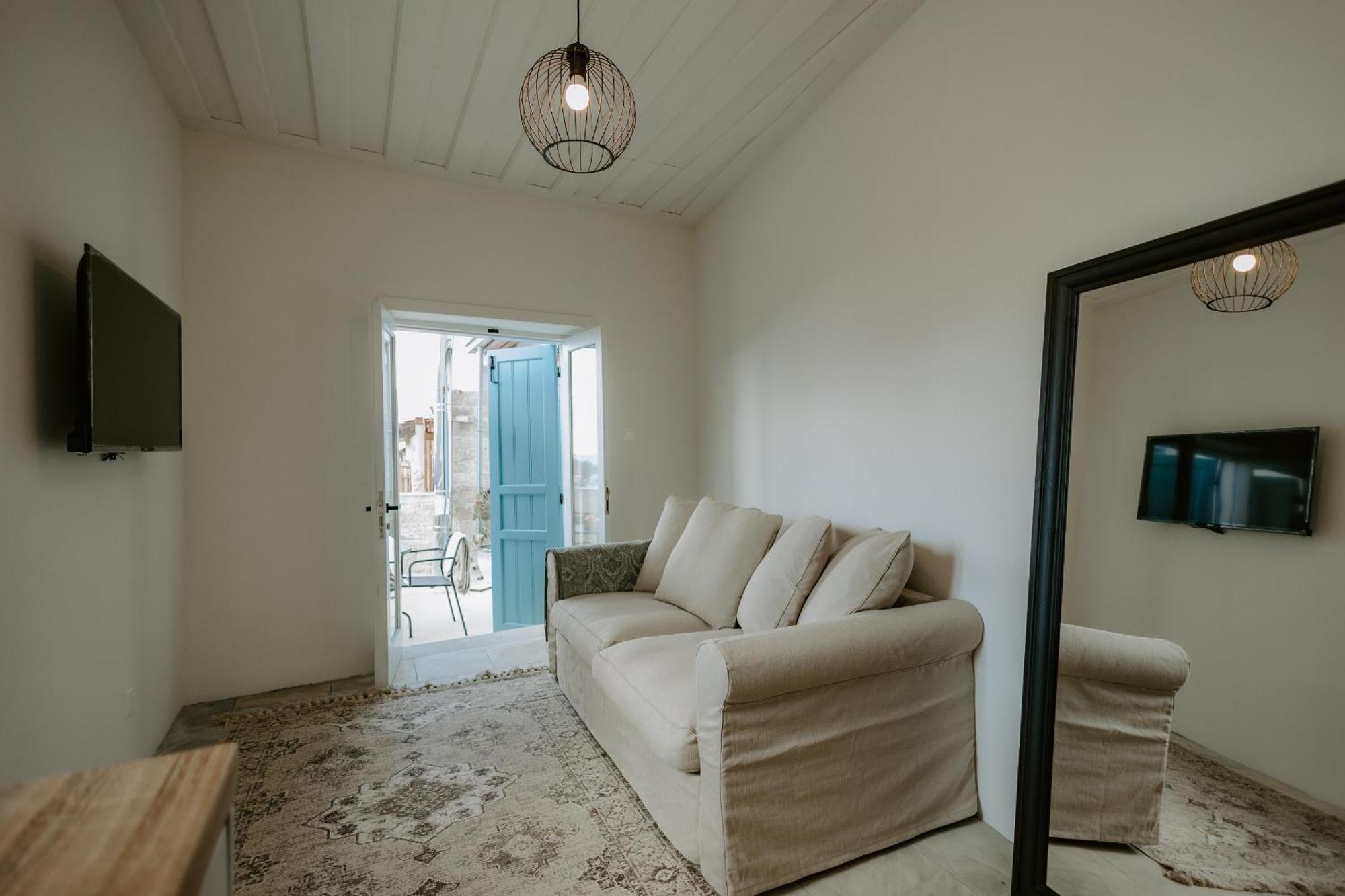 Smaragda'S Guest Rooms 利马索尔 外观 照片